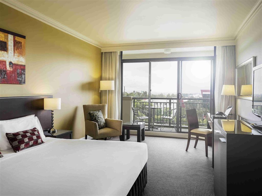 Hotel Visy Dior Baulkham Hills Exteriér fotografie
